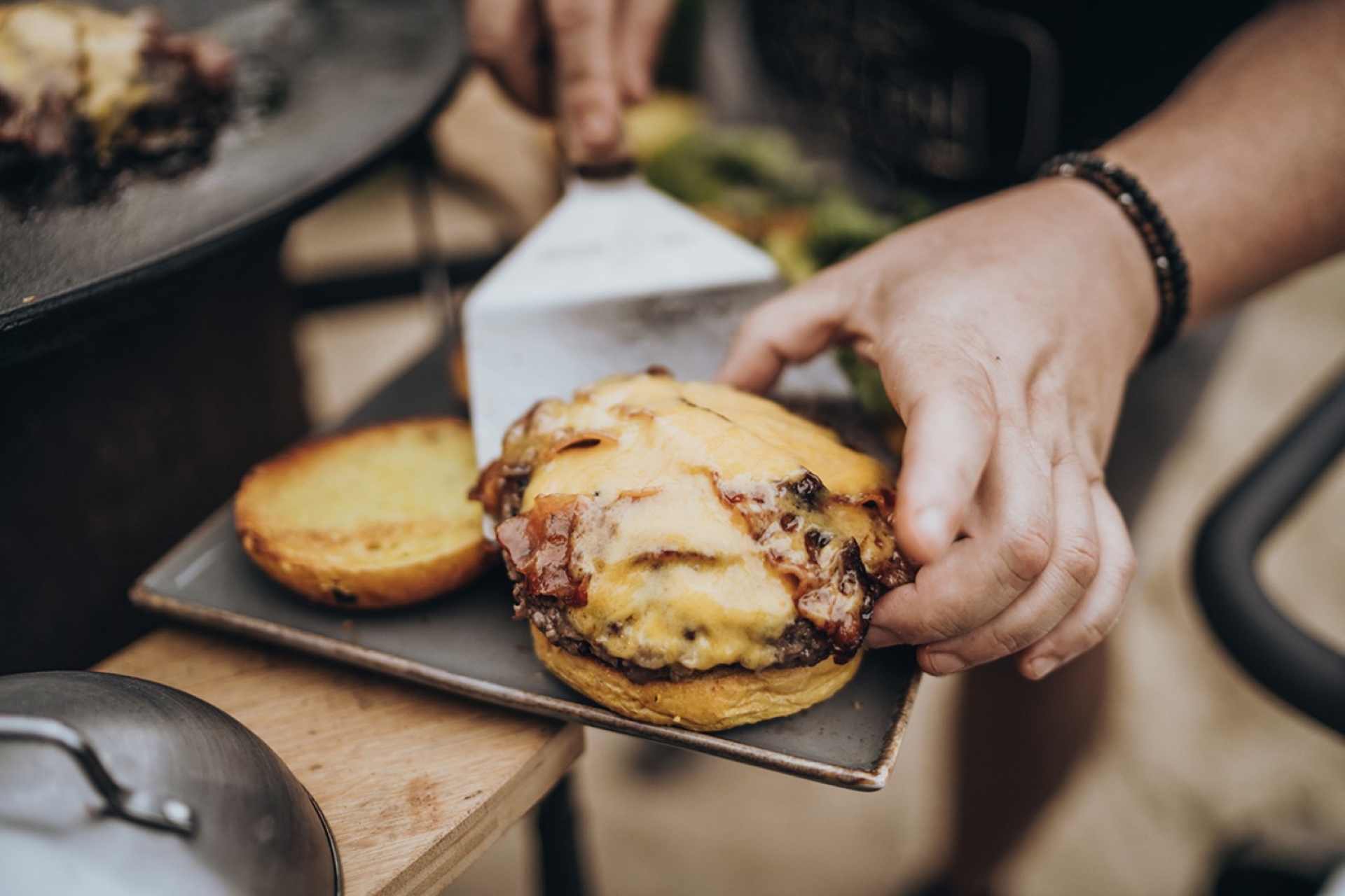 MOESTA BBQ - Grillspachtel Anwendung